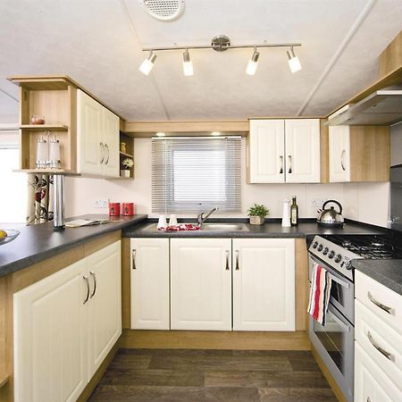 Lakeside Holiday Park Hotel Burnham-on-Sea Exterior foto
